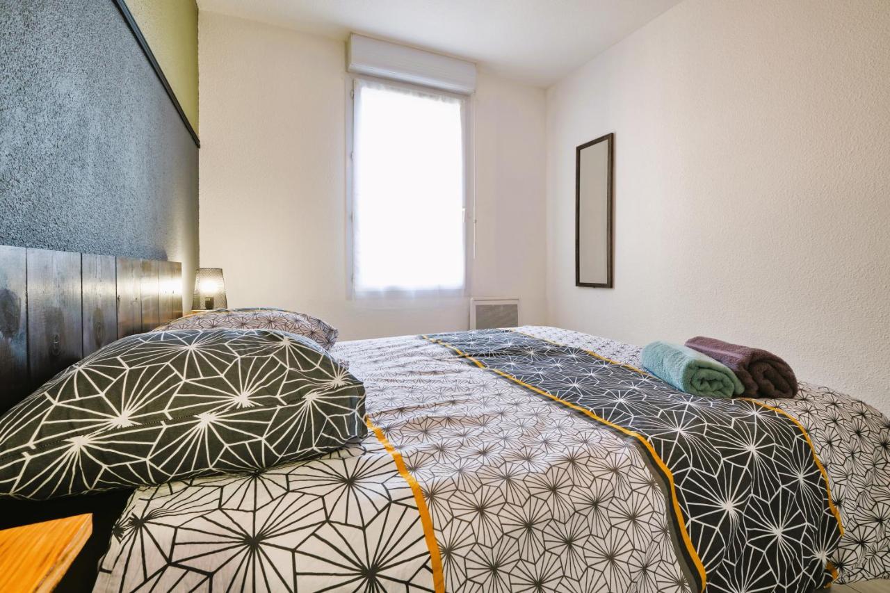 Tout Confort ! Calme, Climatisation, Piscine, Parking Gratuit, Grande Terrasse, Netflix, Wifi Carcassonne Exterior photo